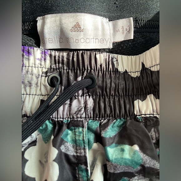 Adidas by Stella McCartney Womens Run Dark Blossom 2-In-1 Short SZ S - Picture 4 of 4